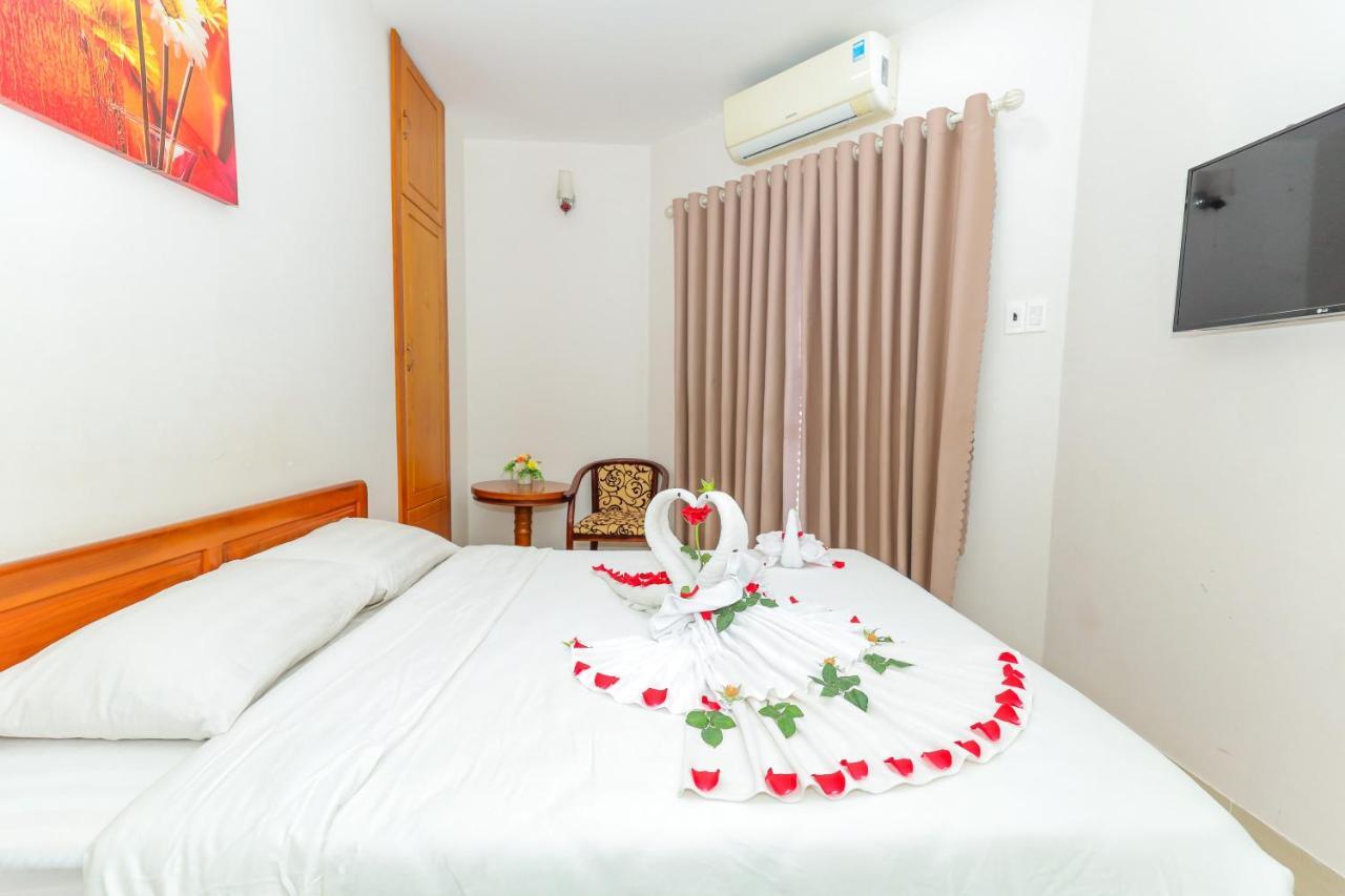 Khach San Ciao Quy Nhon Hotel Buitenkant foto